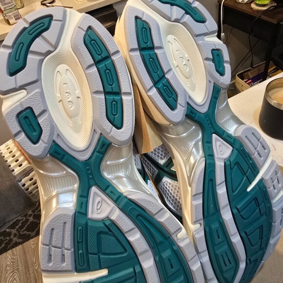 ASICS Gel-1130 White - White / Rainy Lake - 1203A609-100 Mens Size 10.5 NEW - Picture 9 of 10